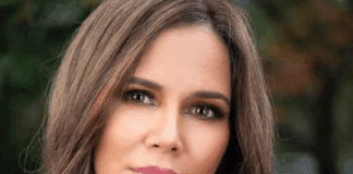 Samantha Goldberg, Runway, Celebrity Correspondent, Red Carpet Host, Event Design, Meme Creator, Sassy, Fashion Industry, Beauty, Cosmetology, Celebrity Interviews, Humor, Social Media, Old Hollywood, Inspiration, Resilience, Childhood Challenges, Coping Skills, Team Runway, Entertainment