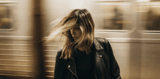 2025 Hair Trends: Elegance from L.A. to Oslo In 2025, hair trends will shine with elegance across Los Angeles and Oslo. Who What Wear highlights styles blending timeless charm with bold ideas. Moreover, these trends promise luxury and individuality. Consequently, 2025 shapes a new era in hair fashion. Palette Shifts in 2025 Hair Trends Firstly, 2025 hair trends bring vibrant colors. Global cities showcase hues mixing with natural tones. Additionally, Los Angeles features chestnut bases with ember-red tips. Meanwhile, Oslo offers icy blondes with pastel lavender. Thus, 2025 hair trends inspire personal artistry. Furthermore, stylists link these colors to confidence. Bold hues reflect creativity and empowerment. Also, they mark a shift in hair coloring. Therefore, 2025 hair trends empower wearers. Cutting Styles in 2025 Hair Trends Moreover, 2025 hair trends revolutionize cuts. Architectural designs with asymmetry take center stage. Likewise, these styles add sophistication and movement. Consequently, they elevate standard looks. In addition, Los Angeles introduces the “structured wave.” Soft waves form geometric shapes with flow. Furthermore, Oslo embraces “sharp minimalism.” Sleek, precise cuts reflect Nordic elegance. Thus, 2025 hair trends vary by region. Tools and Techniques for 2025 Hair Trends Importantly, mastering 2025 hair trends needs the right tools. Advanced dyes and cutting equipment ensure precision. Moreover, these innovations support intricate designs. Therefore, technology drives 2025 hair trends. Additionally, sustainability matters in salons. Organic colorants and eco-friendly products gain popularity. Also, they deliver luxurious results. Subsequently, 2025 hair trends align with green practices. Global Influence on 2025 Hair Trends Furthermore, 2025 hair trends reflect cultural diversity. Los Angeles blends Hollywood glamour with innovation. Meanwhile, Oslo merges Nordic simplicity with style. Thus, global cities shape 2025 hair trends. Moreover, social media boosts these styles. Influencers showcase bold cuts and colors. Also, tutorials spread techniques worldwide. Consequently, 2025 hair trends reach wide audiences. Adapting to 2025 Hair Trends In conclusion, 2025 hair trends blend elegance and boldness. They encourage personal expression through color and cut. Moreover, sustainable practices enhance their appeal. Ultimately, 2025 hair trends redefine beauty standards. Additionally, staying updated is key. Watch for new styles from L.A. and Oslo. Furthermore, experiment with unique looks. Thus, 2025 hair trends inspire creativity. Finally, these trends connect us to identity. They push traditional limits in fashion. Also, they promote inclusivity. Therefore, 2025 hair trends shape a vibrant future.