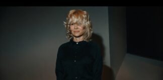 Pamela Anderson NYFW Turns Heads at Tory Burch Show Pamela Anderson NYFW Turns Heads at Tory Burch Show