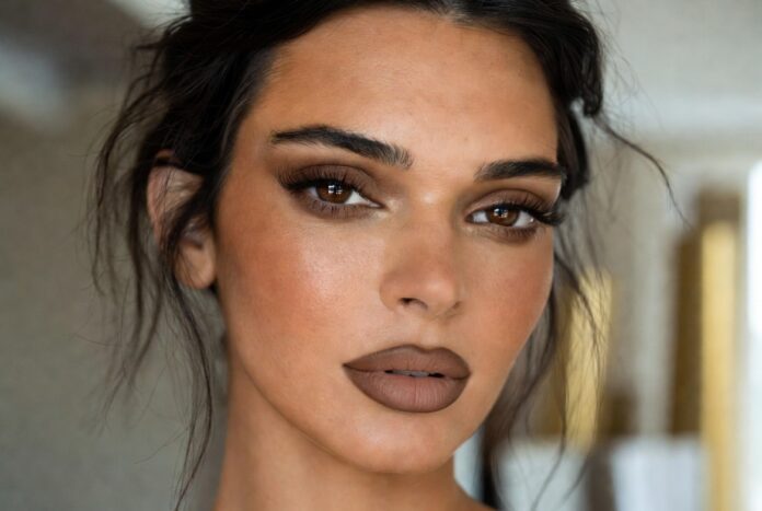 Latte Makeup Trend Goes Viral- How Kendall Jenner Is Inspiring Latte Makeup Trend Goes Viral- How Kendall Jenner Is Inspiring