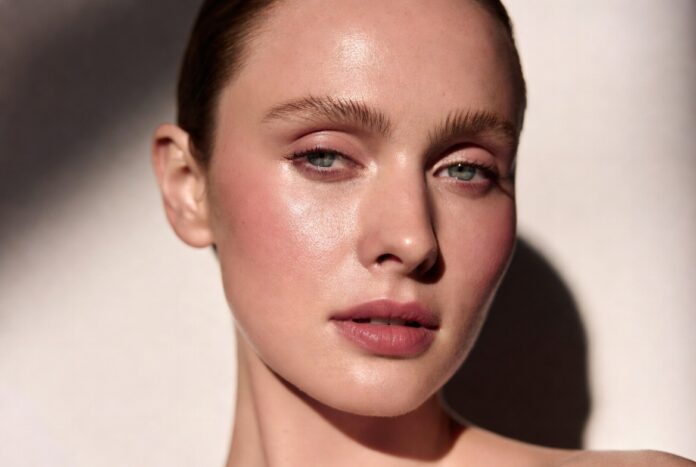 Rhode Soft-Blush Makeup Trend 2026 Editorial beauty image inspired by Rhode Beauty’s soft-blush makeup trend and creamy Pocket Blush collection