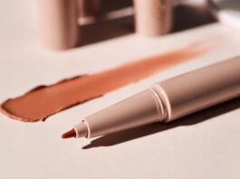 Victoria Beckham’s New Blush Stylus Is Reinventing How Makeup Lovers Apply Blush Victoria Beckham Beauty Blush Stylus cream blush stick luxury makeup best blush 2026 beauty launch news makeup innovation high end beauty beauty products trending makeup trends 2026 cream blush review Victoria Beckham blush beauty editor picks viral makeup products.
